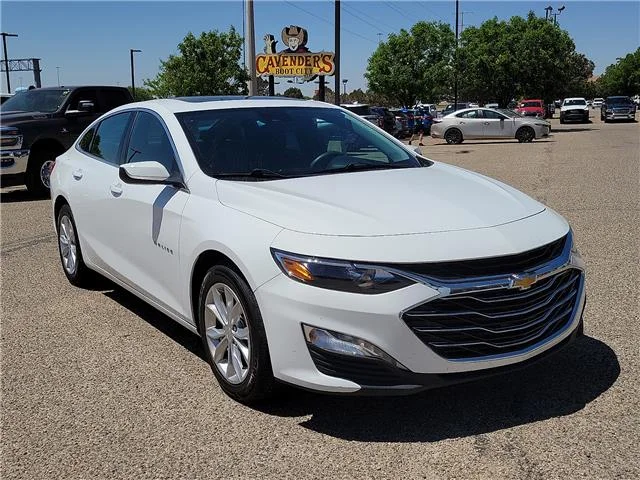 Used 2024 Summit White Chevrolet 1LT image 5
