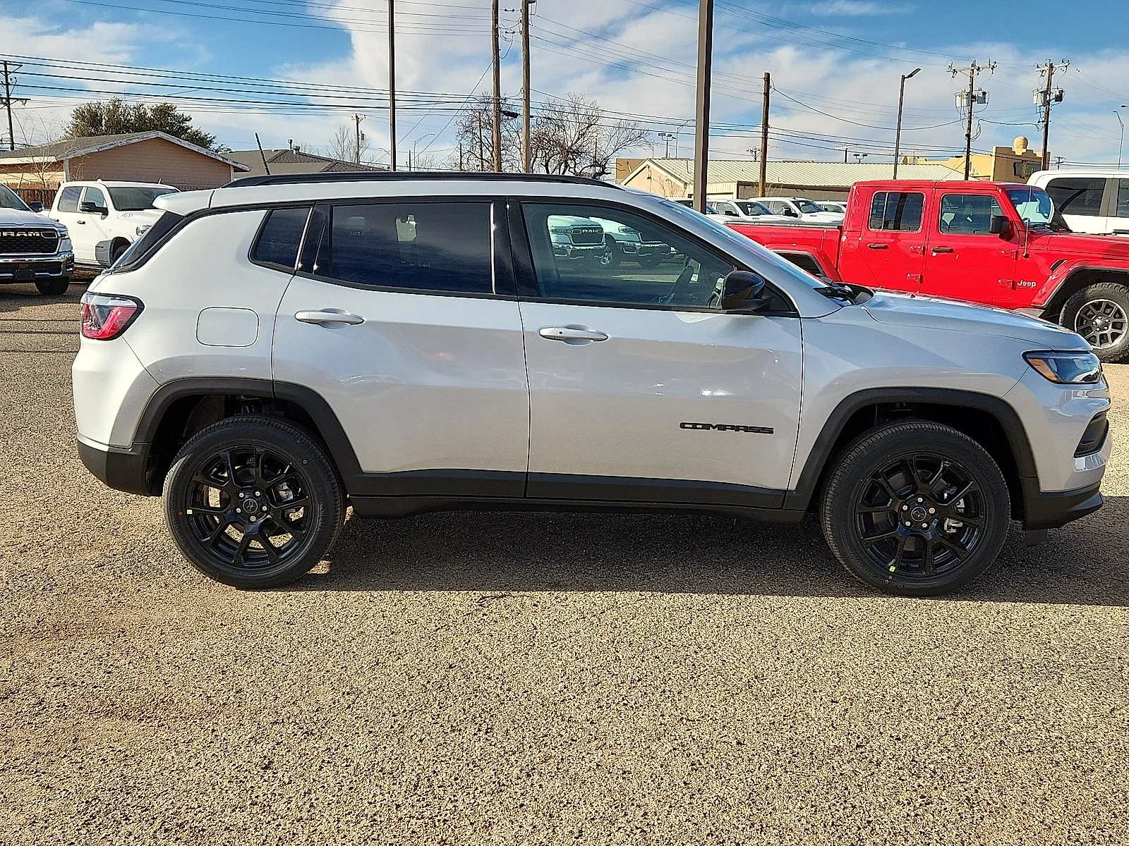 New 2026 Silver Jeep LATITUDE ALTITUDE 4X4 image 5