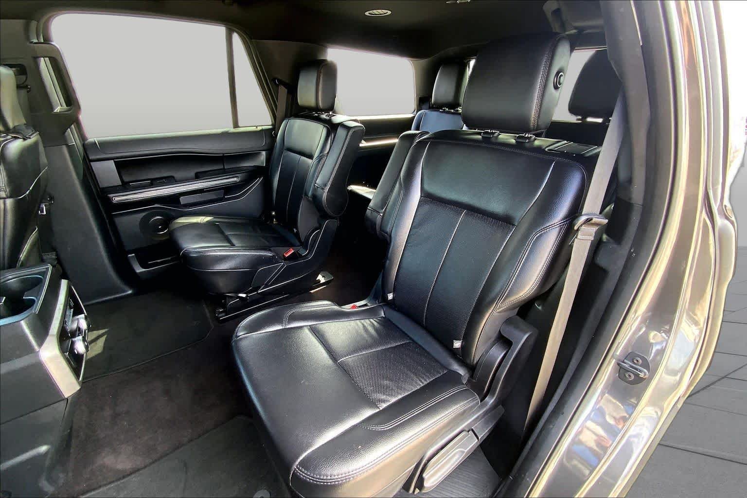Used 2020 Magnetic Metallic Ford XLT image 19