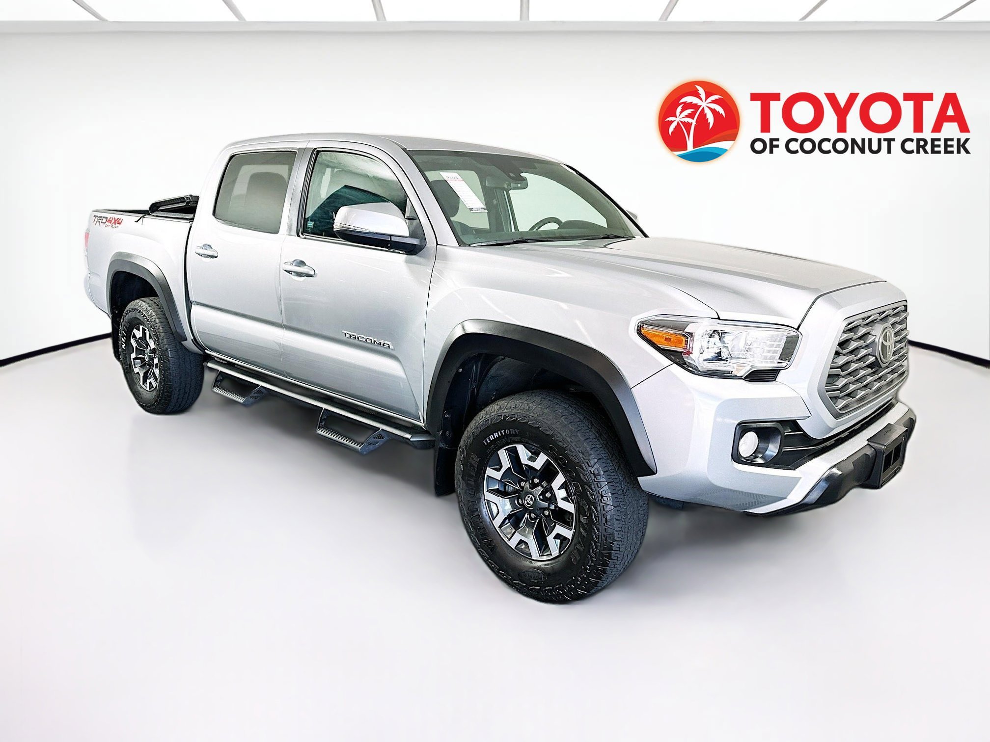 2022 Toyota Tacoma thumbnail 3