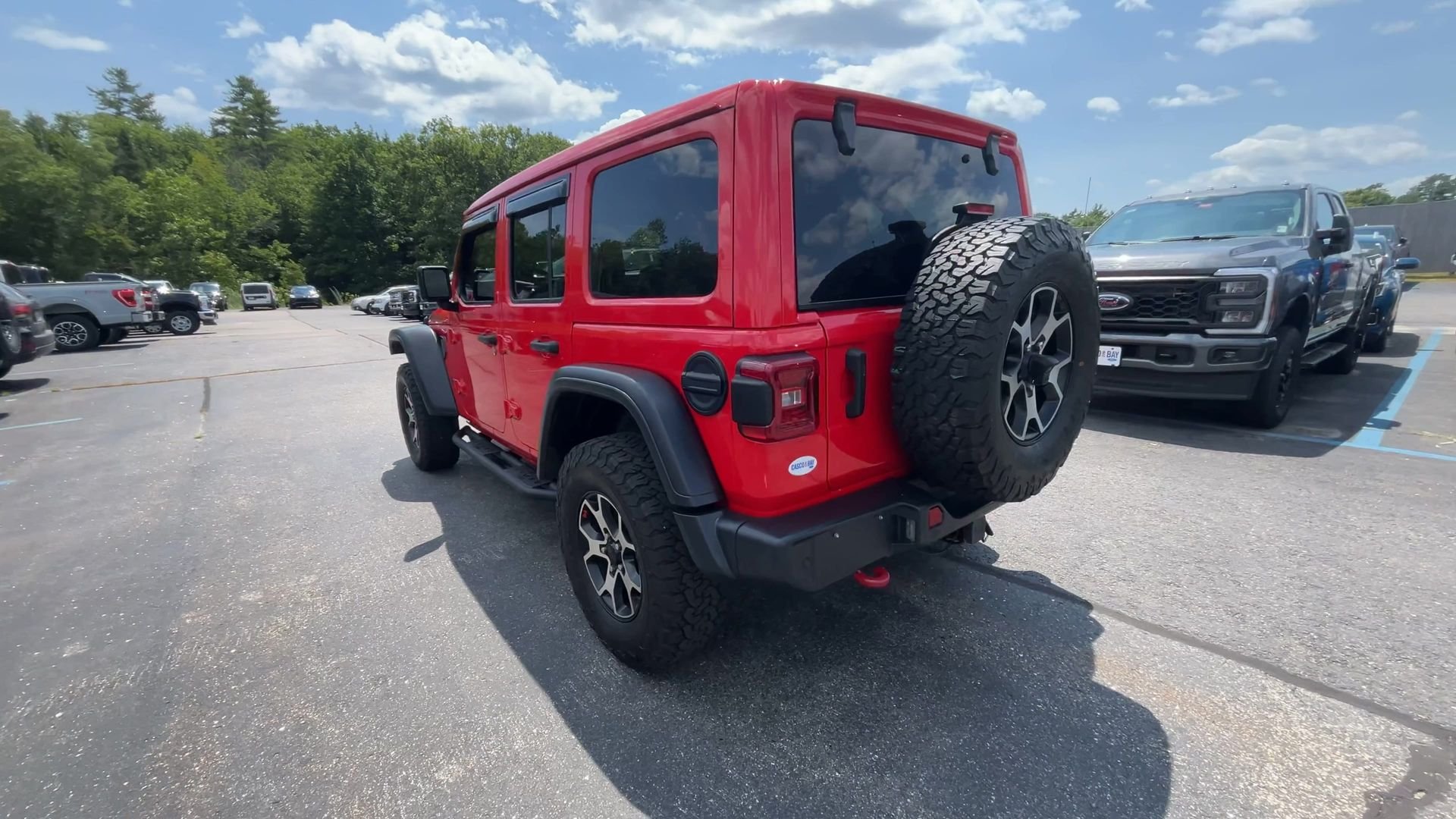 Certified Used 2021 Red Jeep Unlimited Rubicon image 17