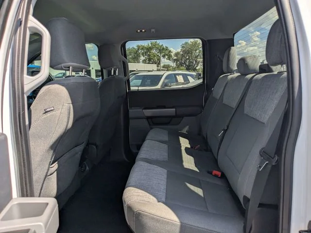 Used 2022 Oxford White Ford XLT image 11