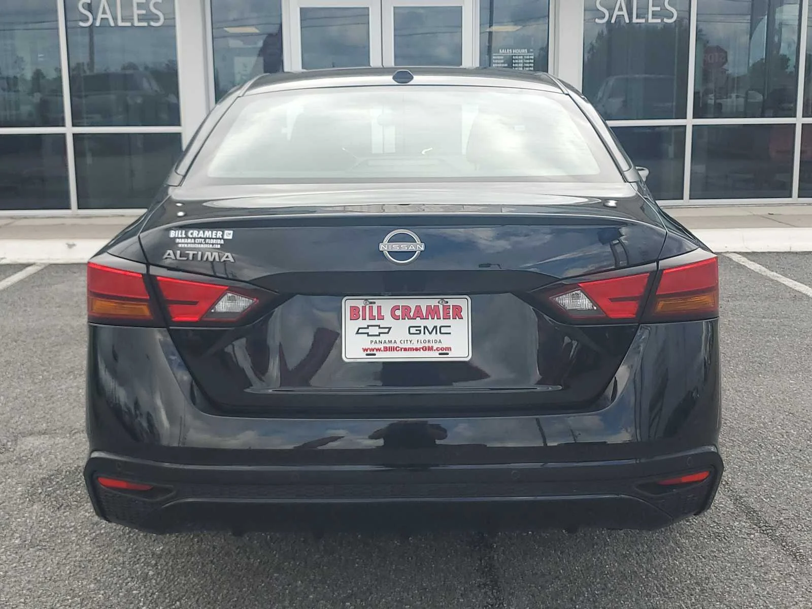 Used 2025 Black Nissan SV image 9
