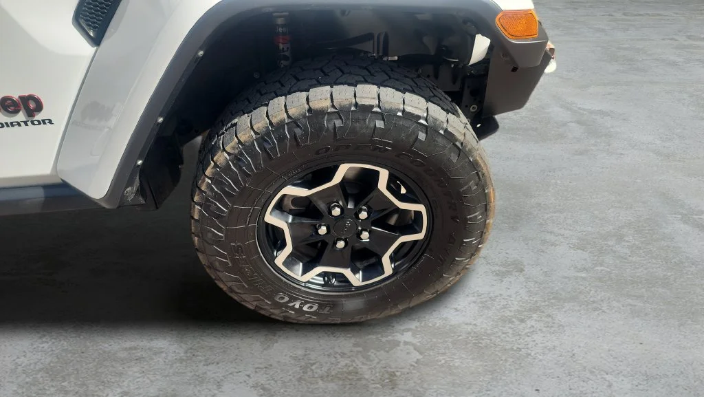 Used 2022 White Jeep Rubicon image 21