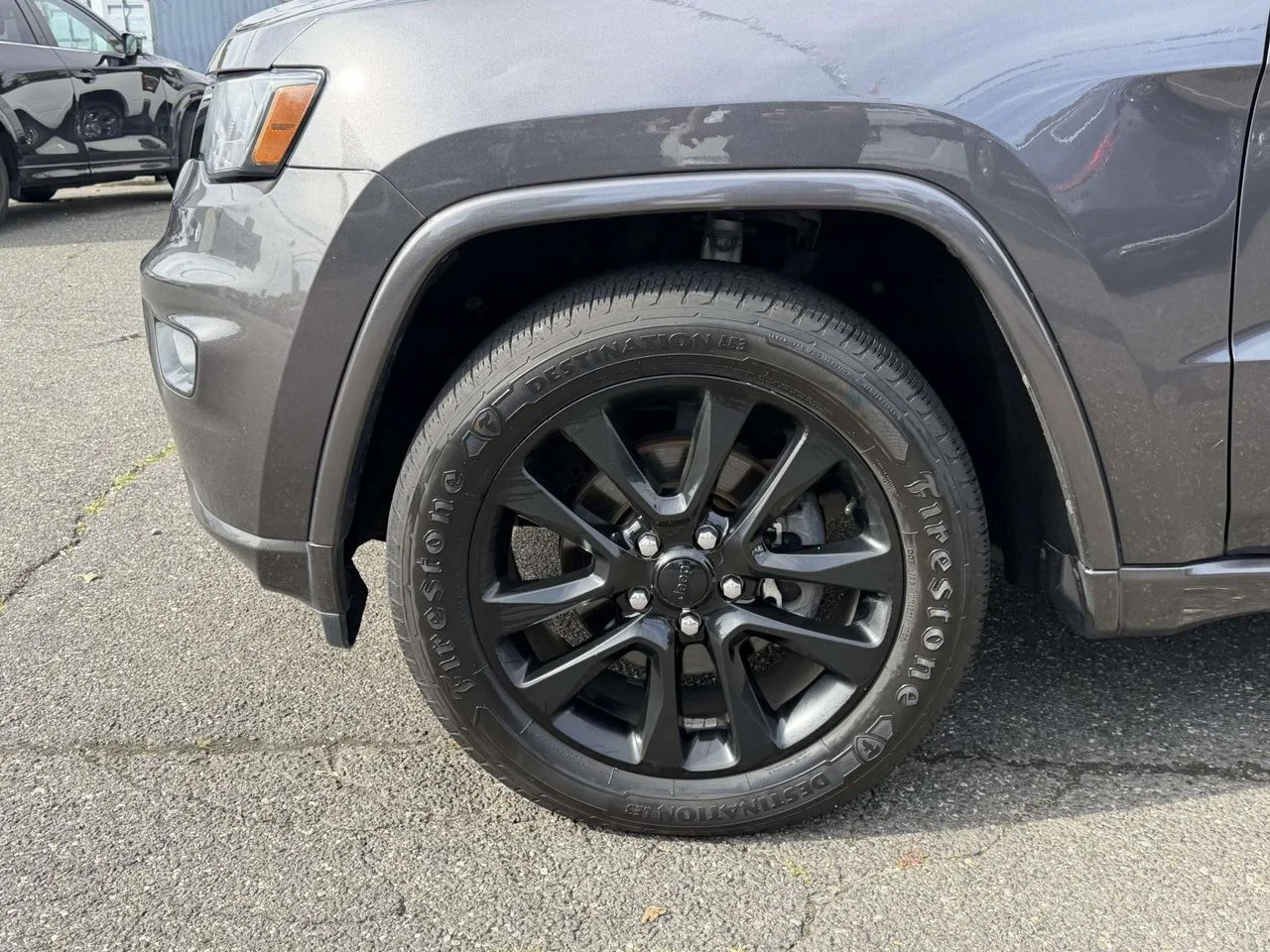 Used 2017 Granite Crystal Metallic Clearcoat Jeep Altitude 4x4 image 10