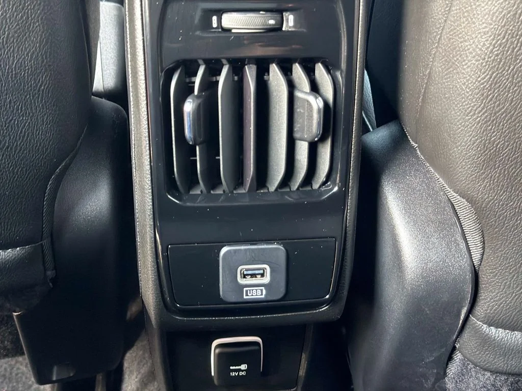 Used 2025 Red Jeep Limited image 15