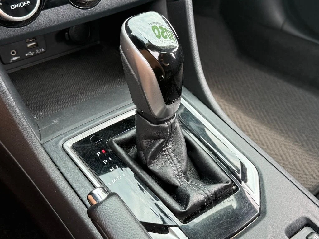 Used 2020 Silver Subaru Limited image 22
