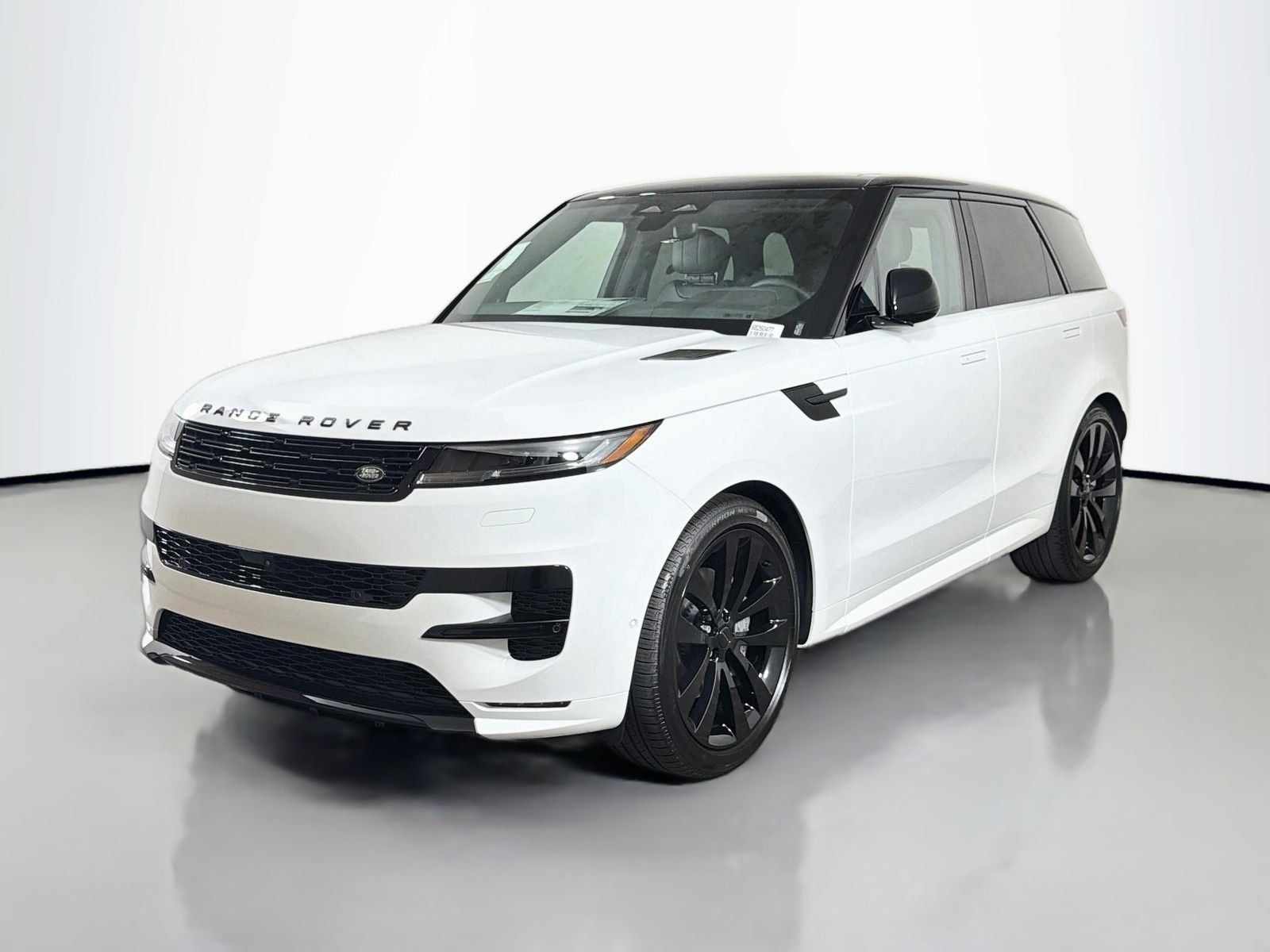 New 2026 Fuji White Land Rover Dynamic SE image 1