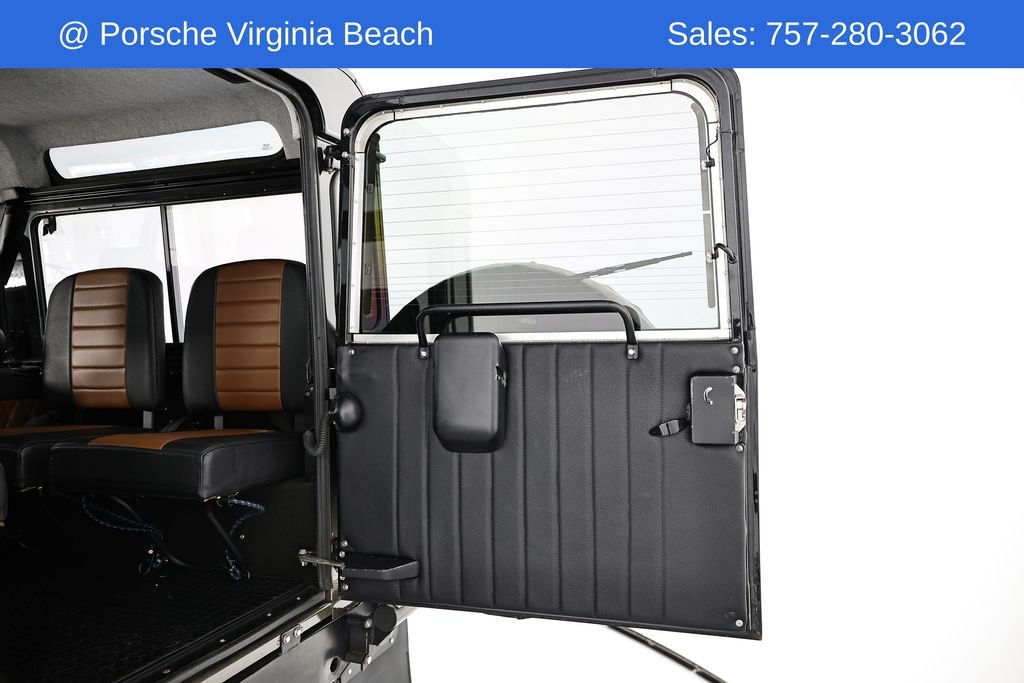 Used 1997  Land Rover Restomod image 30
