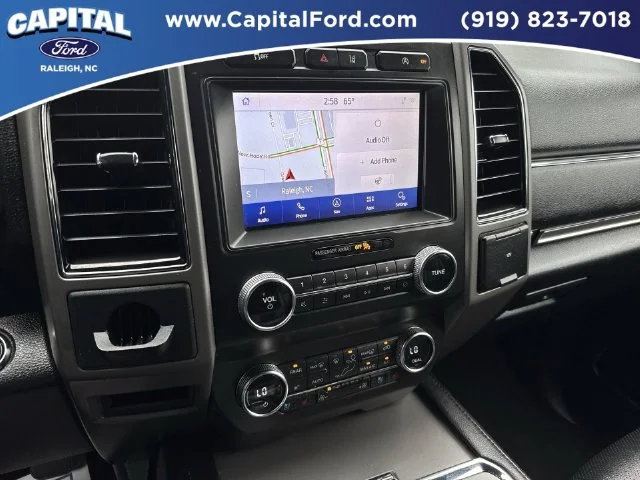 Used 2021 Silver Ford XLT image 27