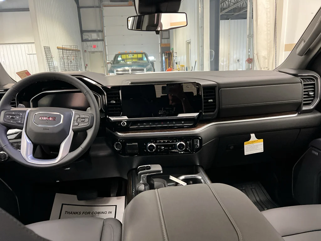 2026 GMC Sierra 1500 Elevation - Photo 8
