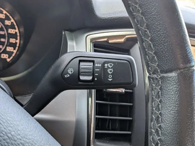 Used 2021 Gray Ford XLT image 30