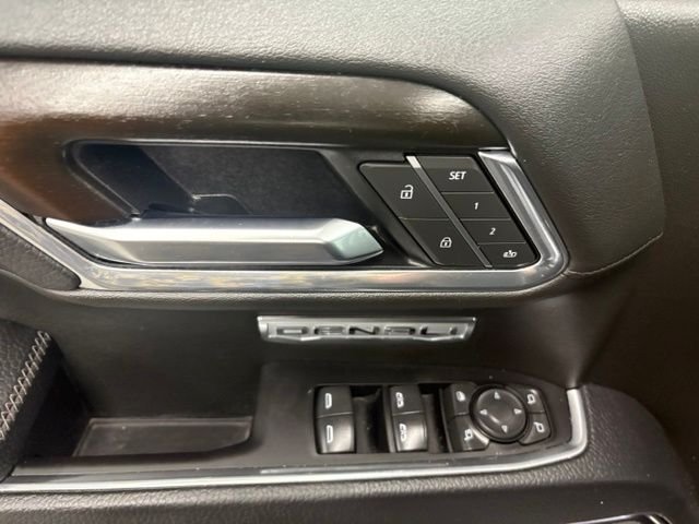 Used 2025 Silver GMC Denali image 15