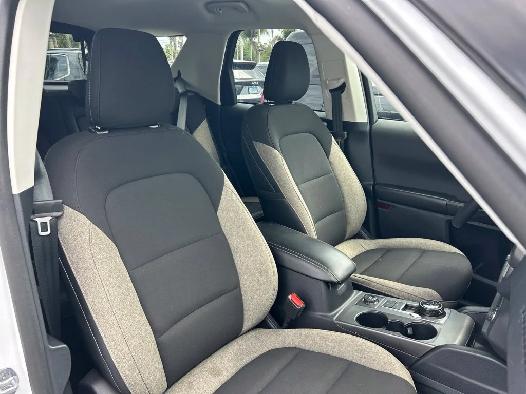 Certified Used 2025 Oxford White Ford Big Bend image 44