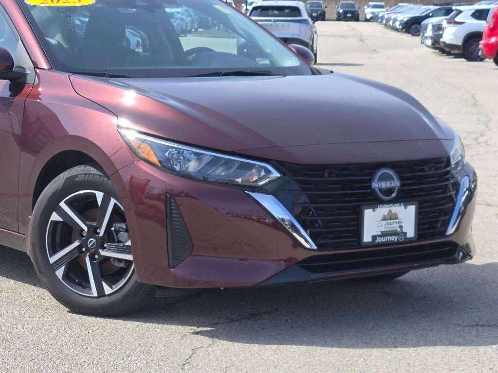Certified 2025 Nissan Sentra SV with VIN 3N1AB8CV1SY330536 for sale in Lindenhurst, IL