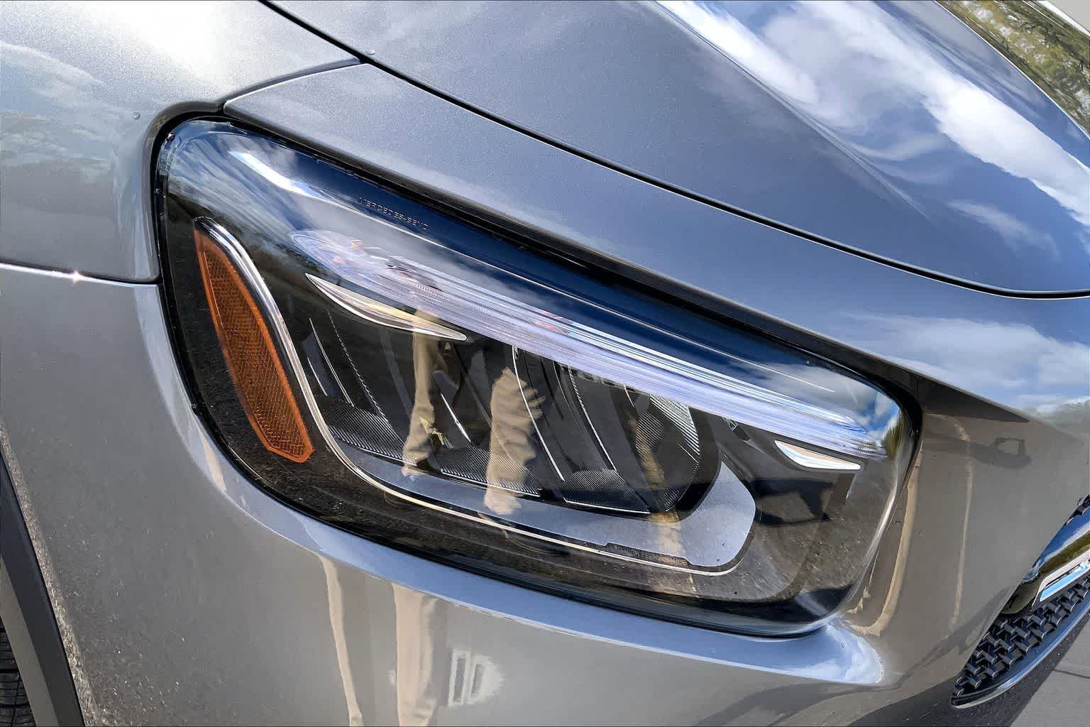New 2026 Mountain Grey Metallic Mercedes-Benz GLB 250 image 13