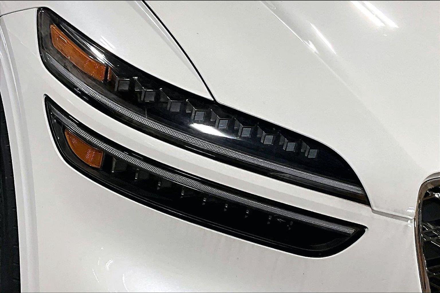 New 2026 Uyuni White Genesis 2.5T image 34