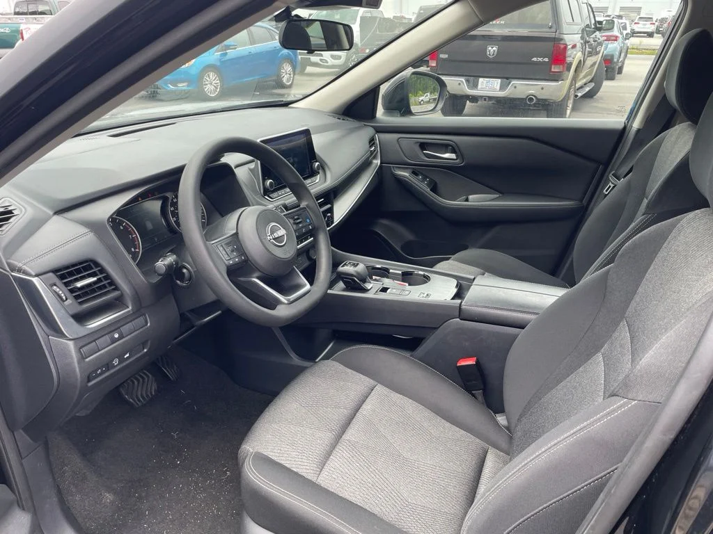 Used 2024 Black Nissan SV image 5