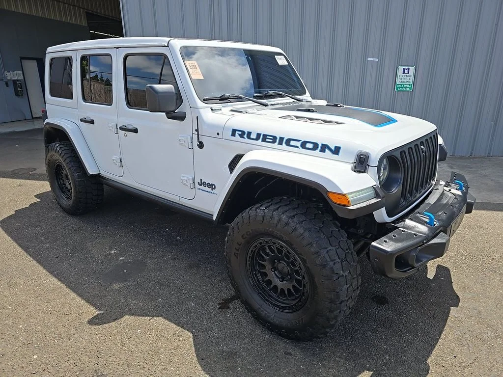 Used 2023 White Jeep Rubicon 4xe image 3