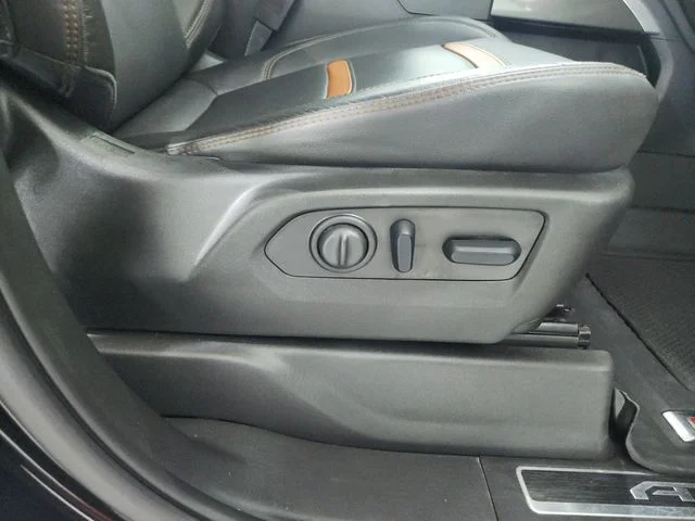 Used 2023 Black GMC AT4 image 40