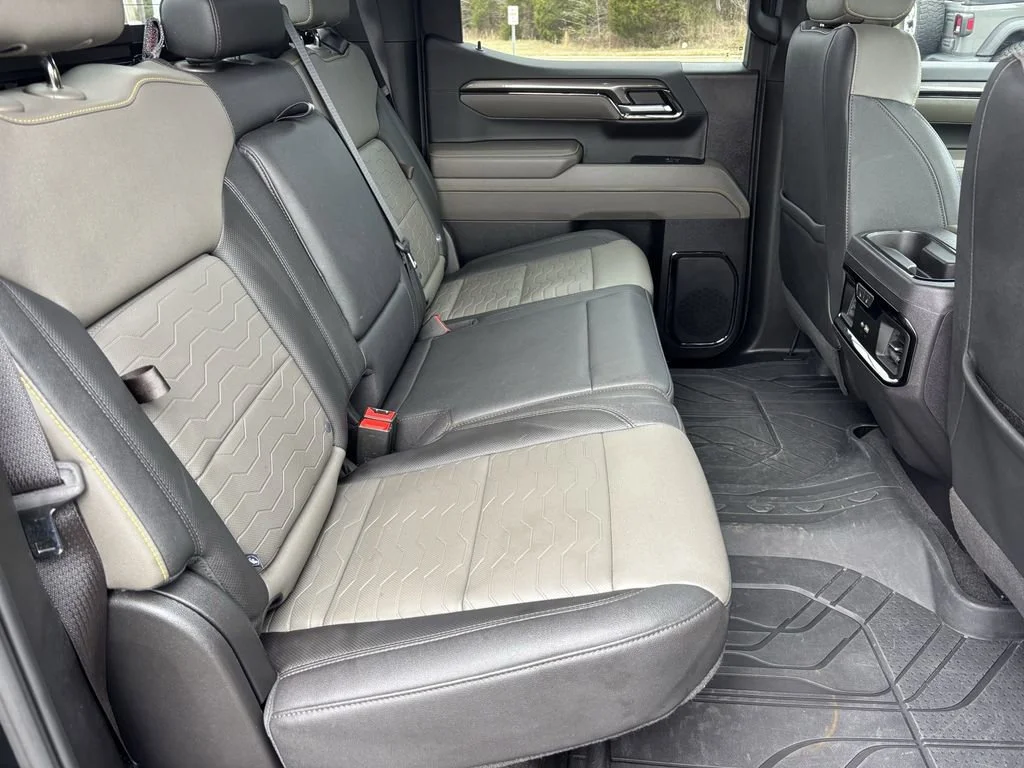 Used 2024 Black Chevrolet ZR2 image 20