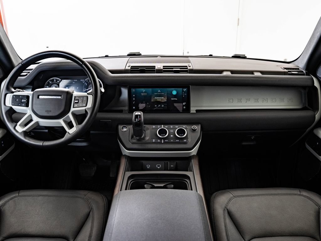 Used 2023 Tasman Blue Metallic Land Rover S image 34