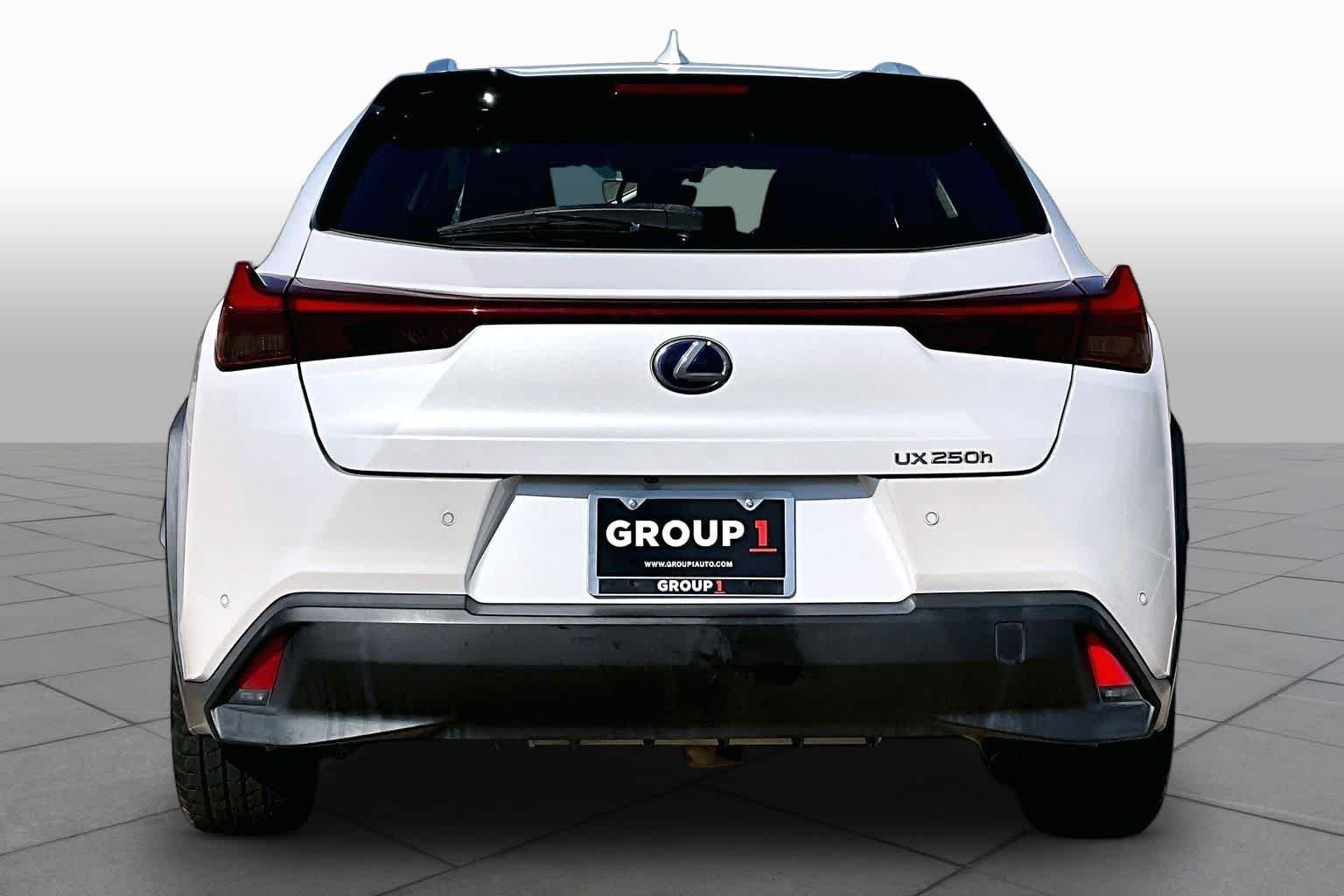 Used 2019 Eminent White Pearl Lexus Luxury image 5