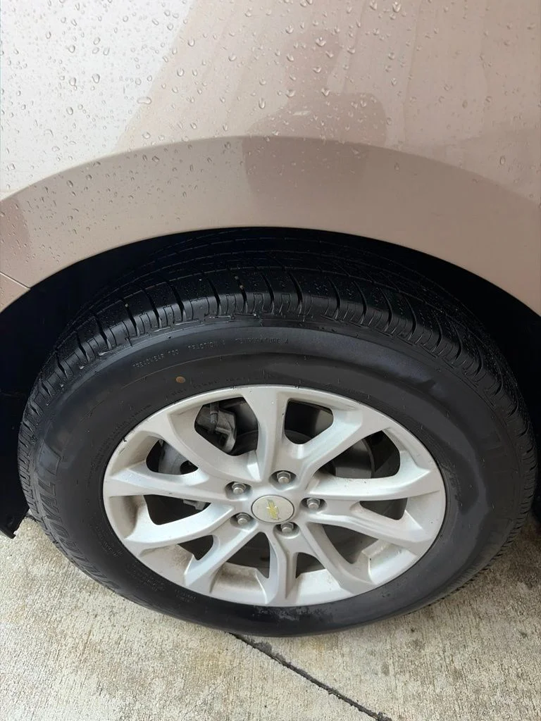 Used 2018 Sandy Ridge Metallic Chevrolet LT image 12