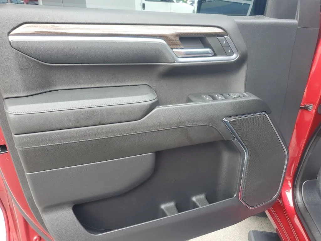 Used 2024 Red Chevrolet RST image 17