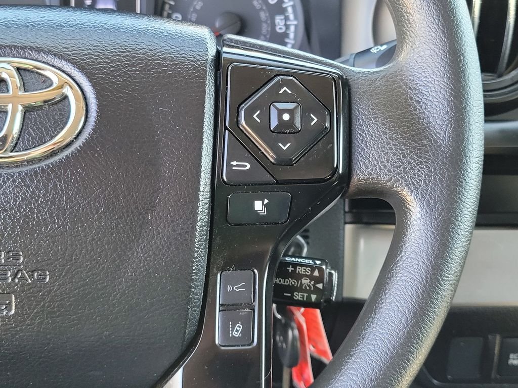 Certified Used 2022 White Toyota SR image 25