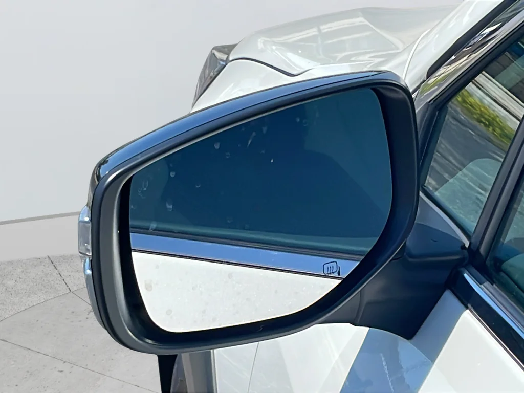 Used 2023 White Subaru Limited image 38