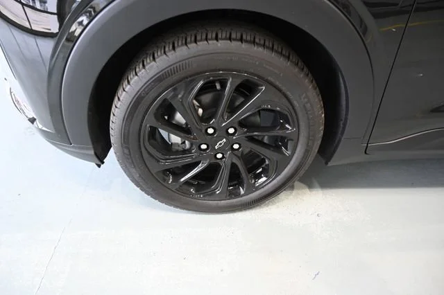 2027 Chevrolet Bolt RS - Photo 29