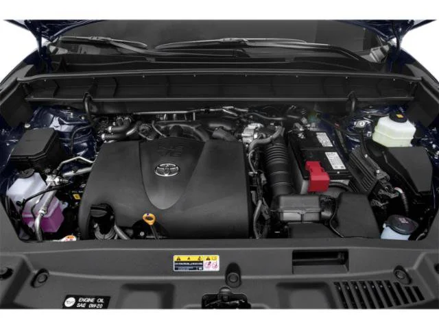 Used 2020 Blizzard Pearl Toyota Limited image 12