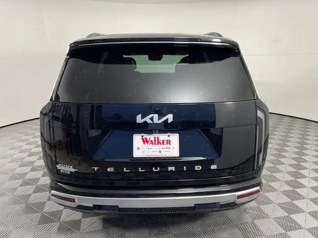 New 2027 Black Kia SX image 6