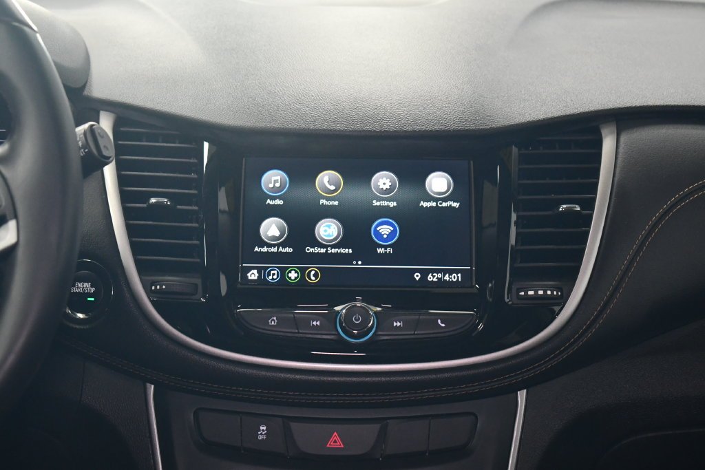 Used 2019 Silver Ice Metallic Chevrolet LT image 18
