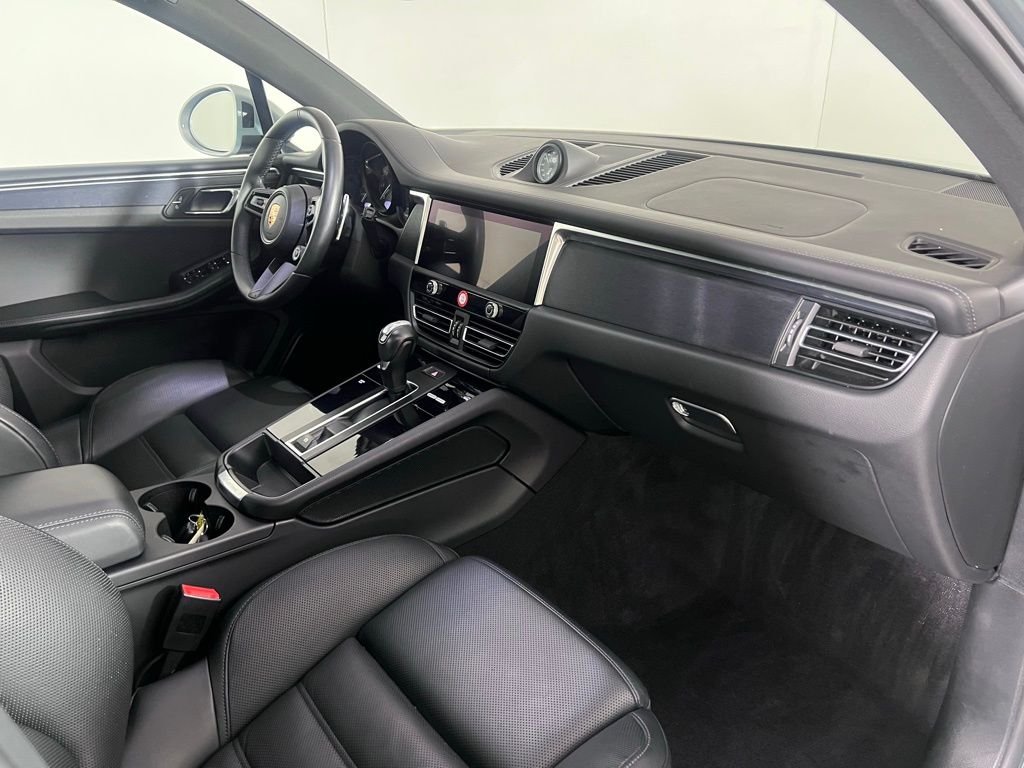 Certified Used 2023  Porsche GTS image 18