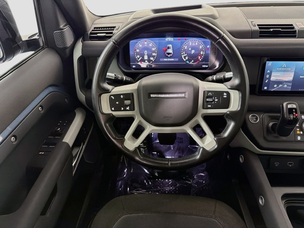 Used 2021 Blue Land Rover SE image 23