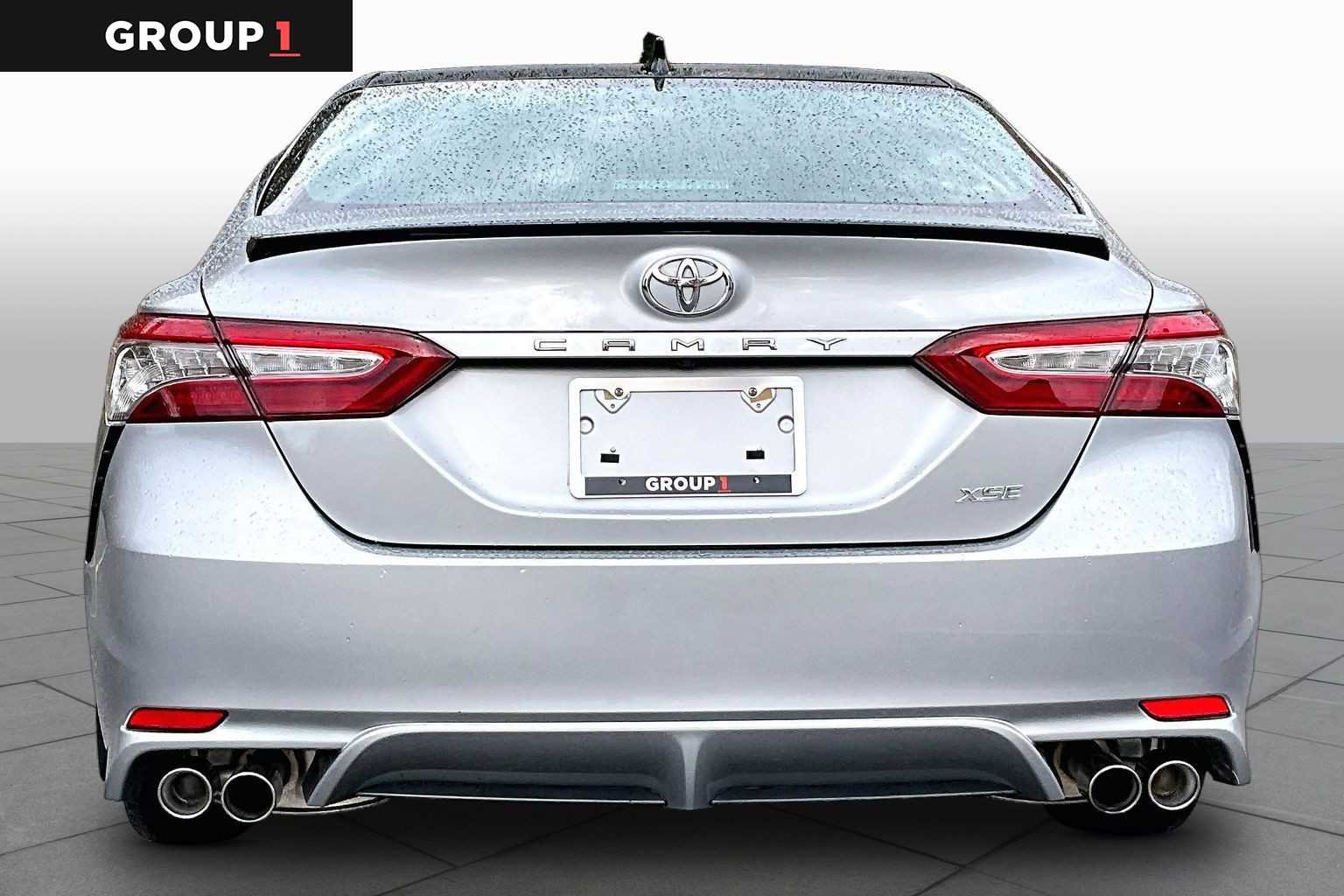 Used 2019 Celestial Silver/Midnight Black Metallic Toyota XSE V6 image 5