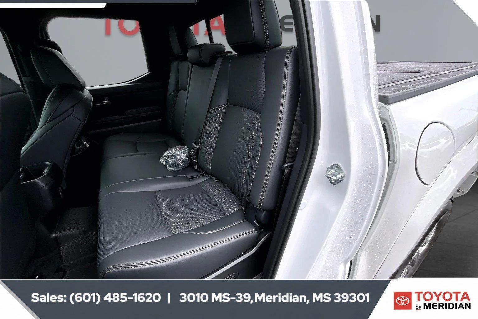 Used 2026 Wind Chill Pearl Toyota Limited HV image 19