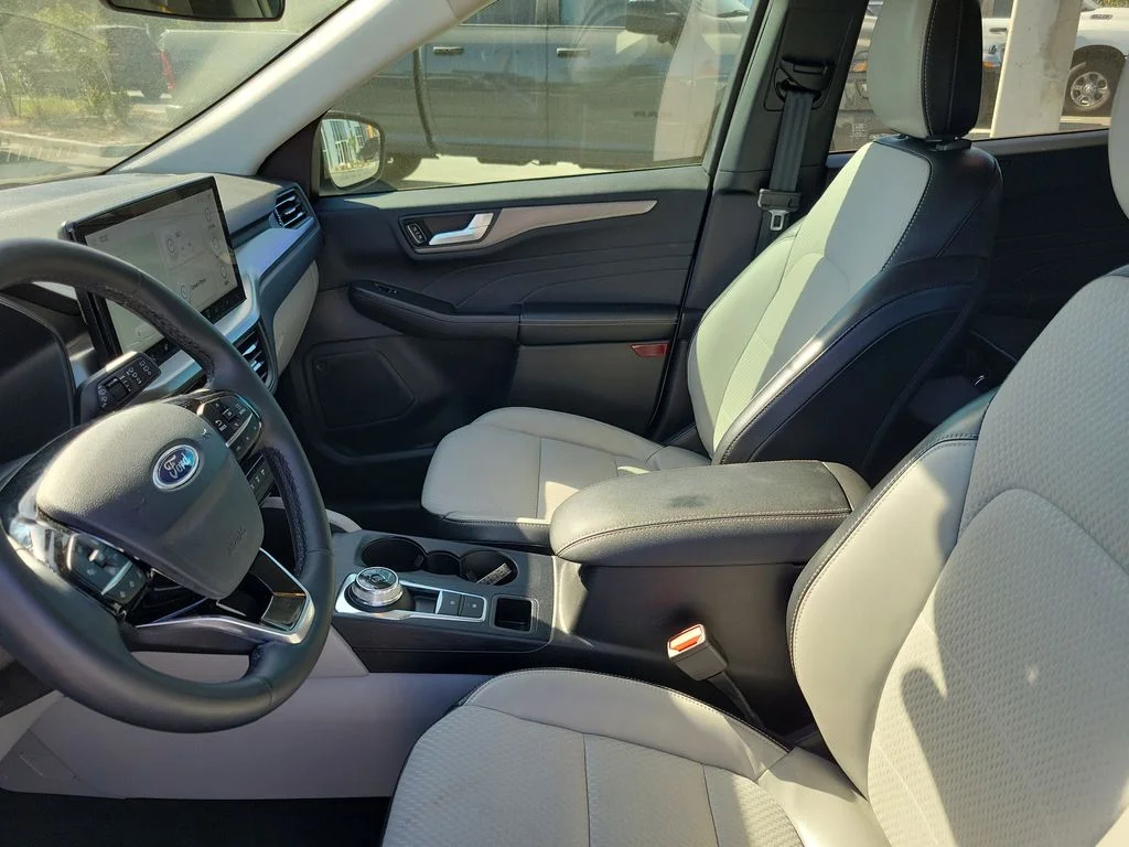 2023 Ford Escape PHEV - Photo 15