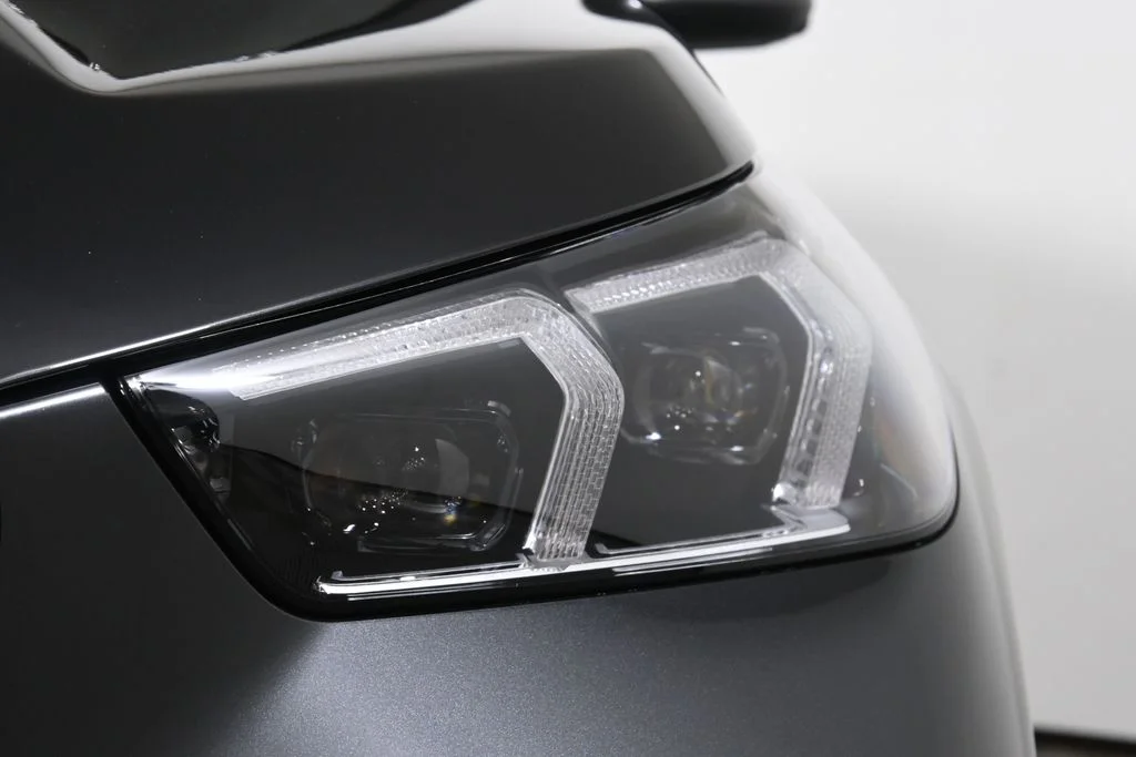 New 2027 Black BMW xDrive28i image 11