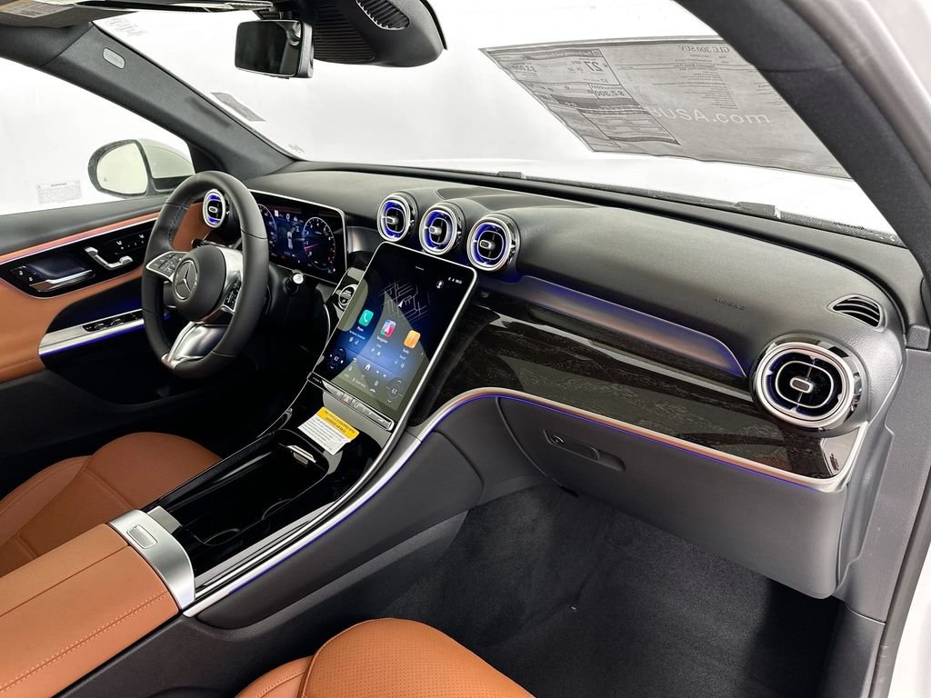 New 2026 Polar White Mercedes-Benz GLC 300 image 31