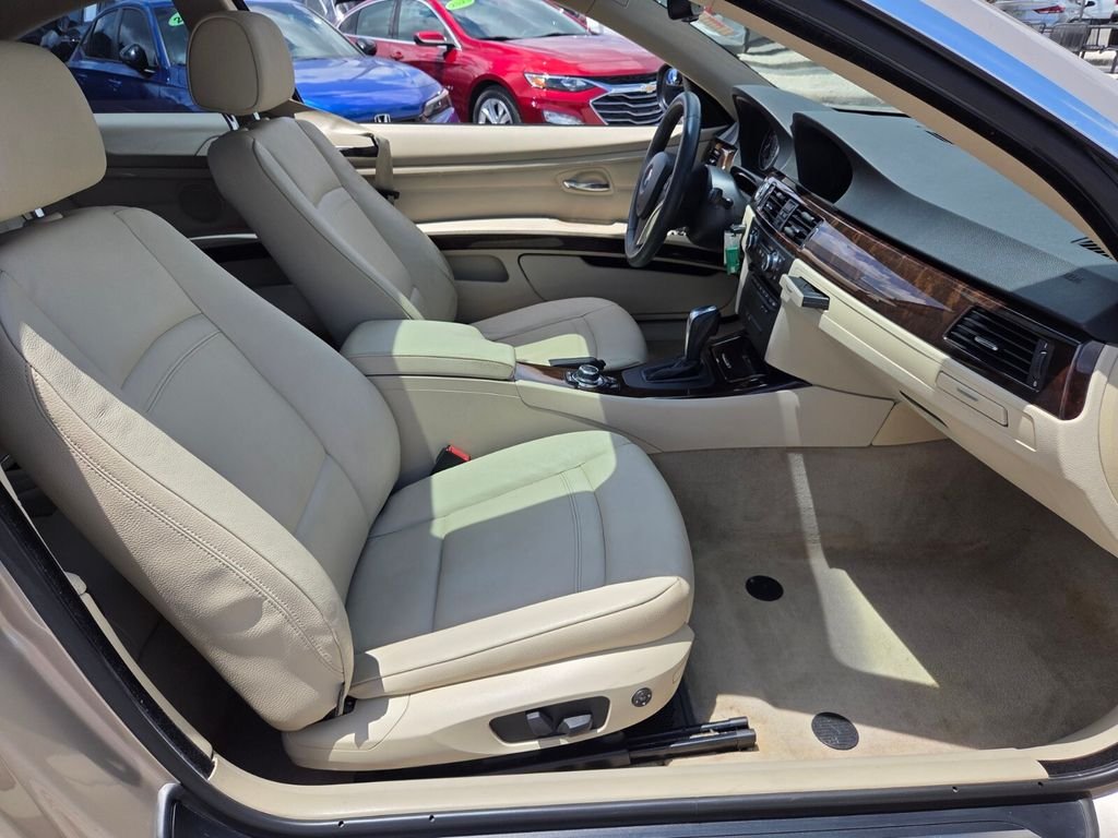 Used 2013 Silver BMW 328i image 14