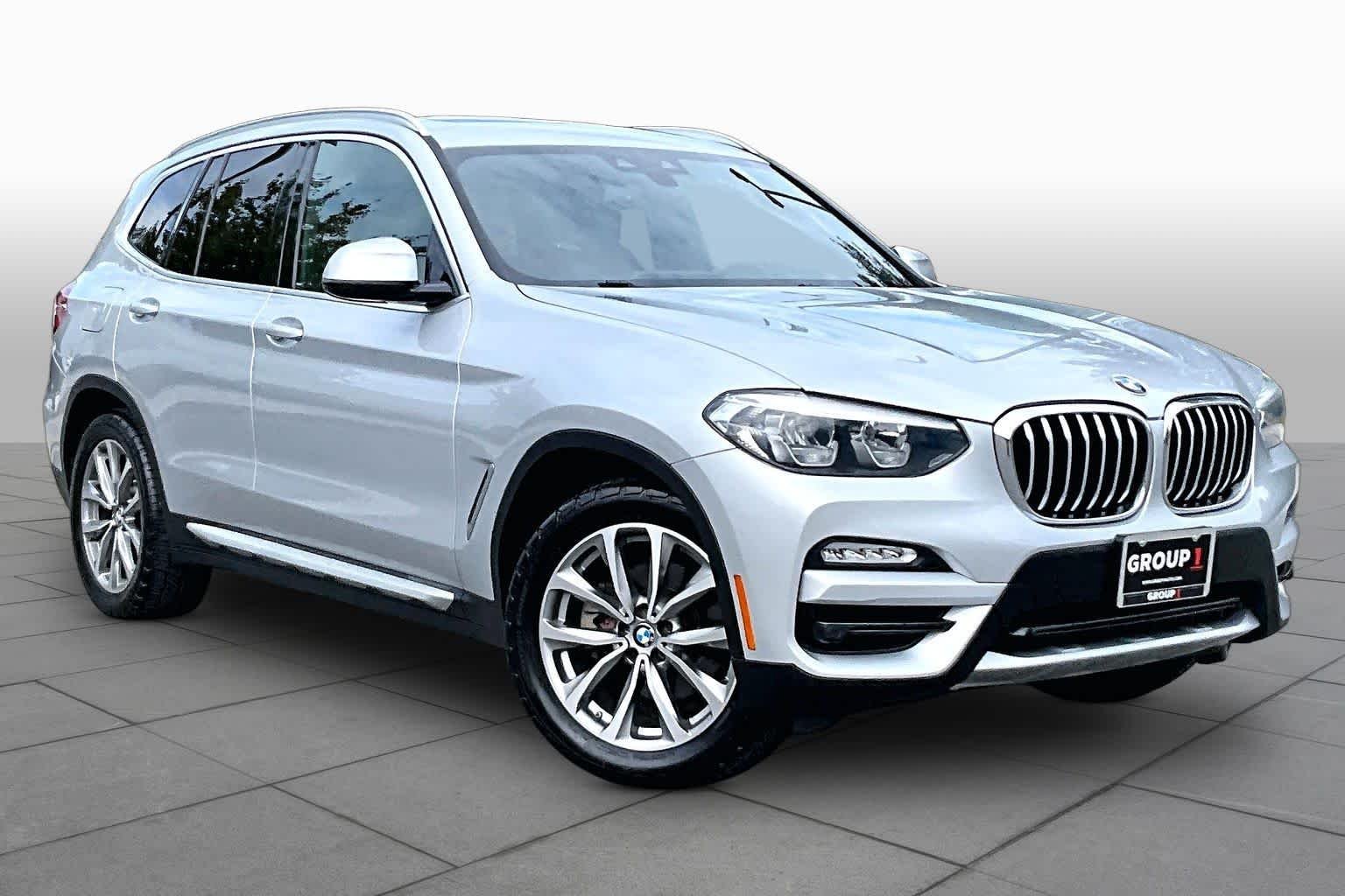 Used 2019 Glacier Silver Metallic BMW xDrive30i image 3