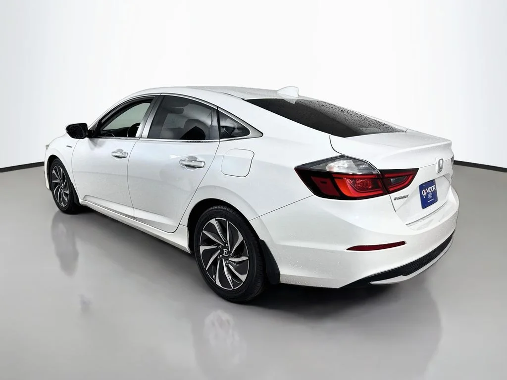 Used 2019 White Orchid Pearl Honda Touring image 11