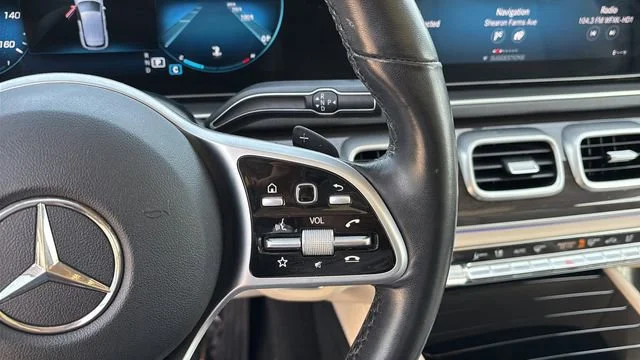 Used 2022 Gray Mercedes-Benz 4MATIC® image 24