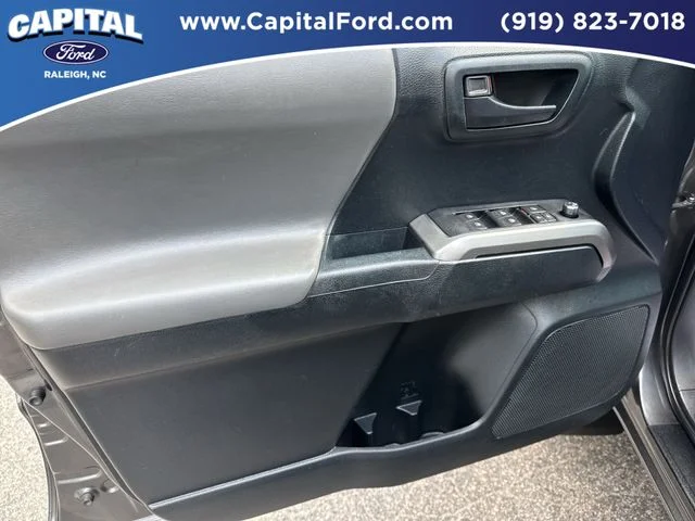 Used 2016 Gray Toyota SR5 image 19