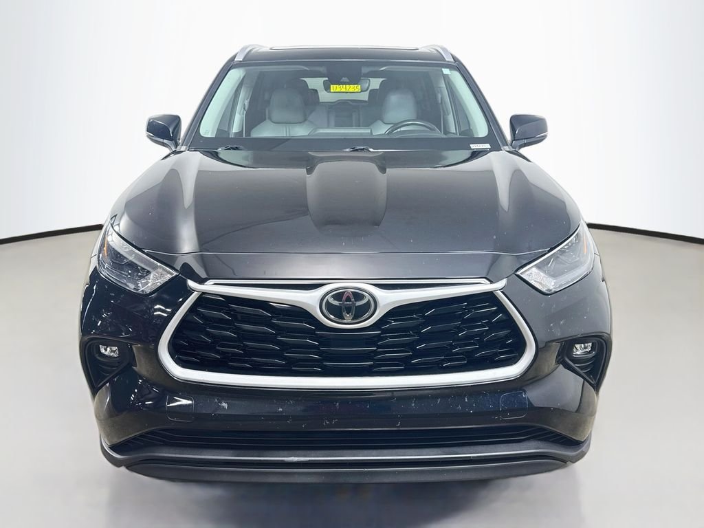 Used 2023 Midnight Black Metallic Toyota XLE image 2