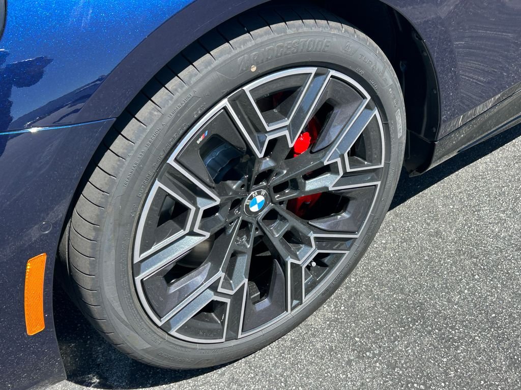 New 2027 Tanzanite Blue II Metallic BMW eDrive40 image 3