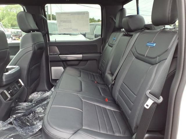 New 2026 Star White Metallic Tri-Coat Ford Platinum® image 11